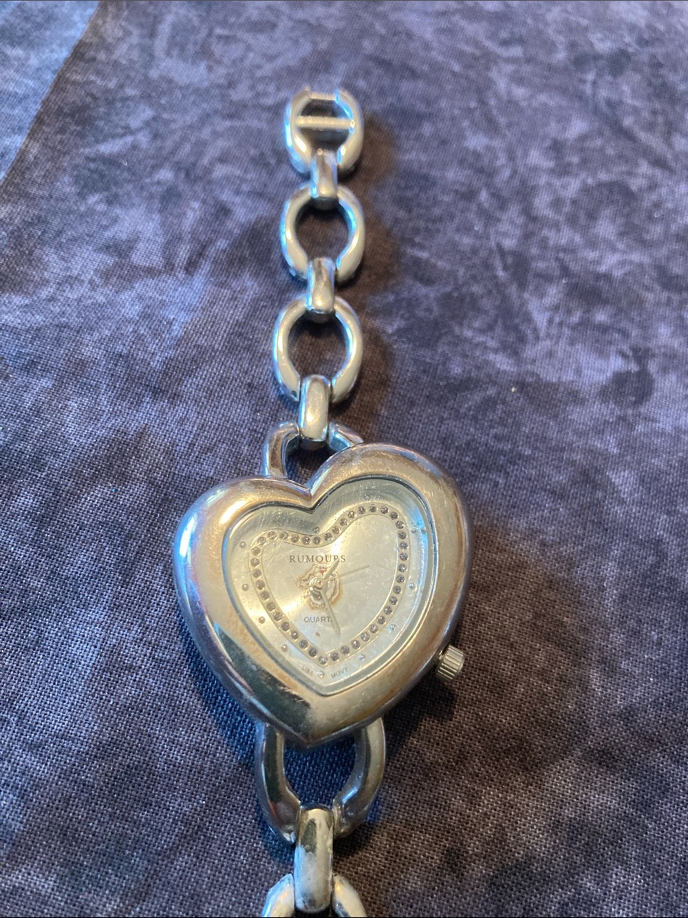 Heart-Shaped Silver Tone Bracelet Watch - Keeps Perfect Time